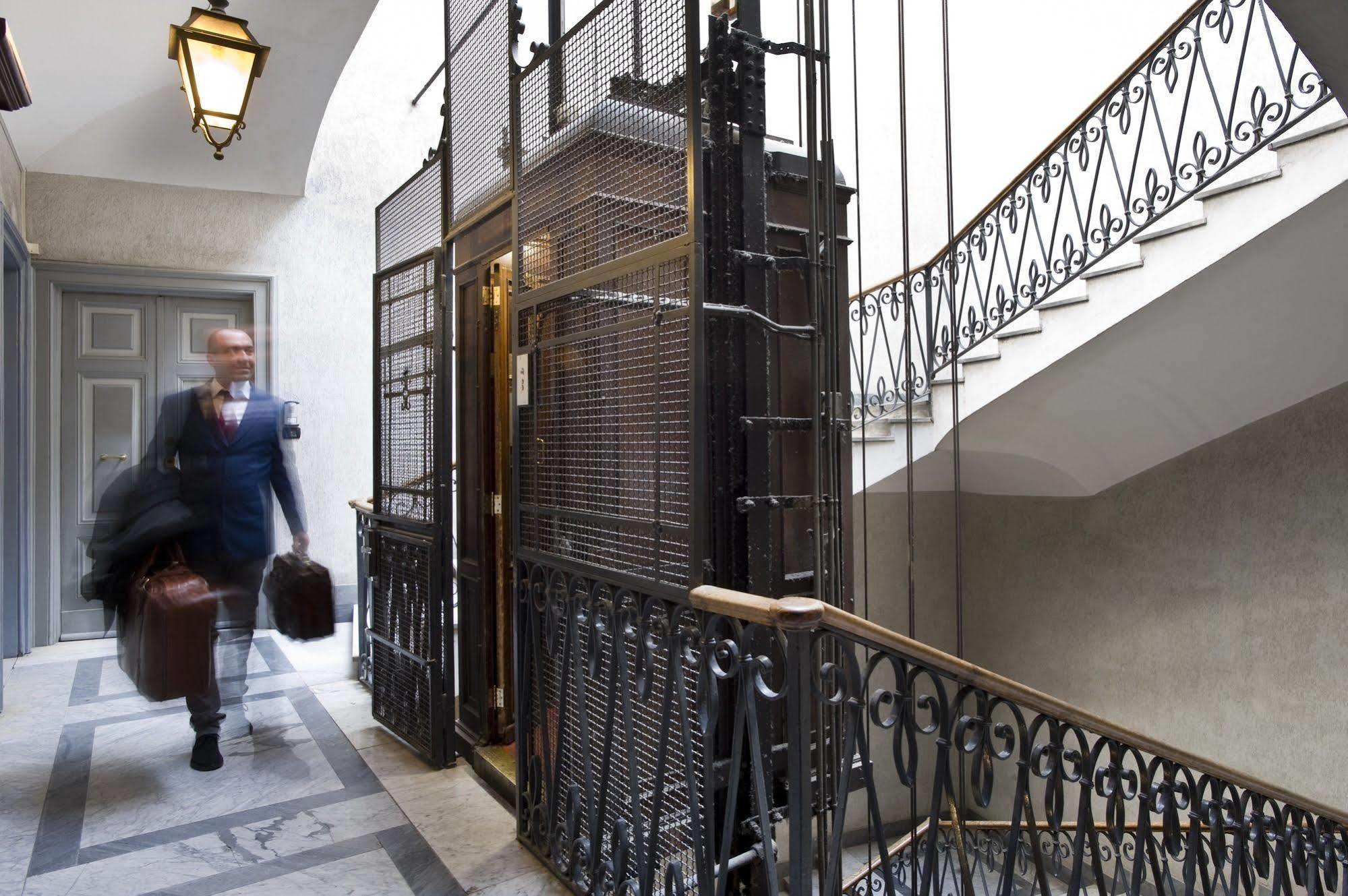 Hotel 38 Viminale Street à Rome Extérieur photo